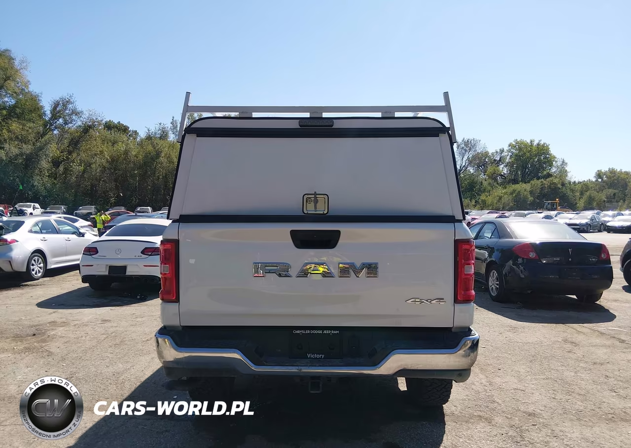 2025 Ram 1500 Tradesman 4X4 5'7 Box VIN:1C6RRFGG9SN192194 - 16