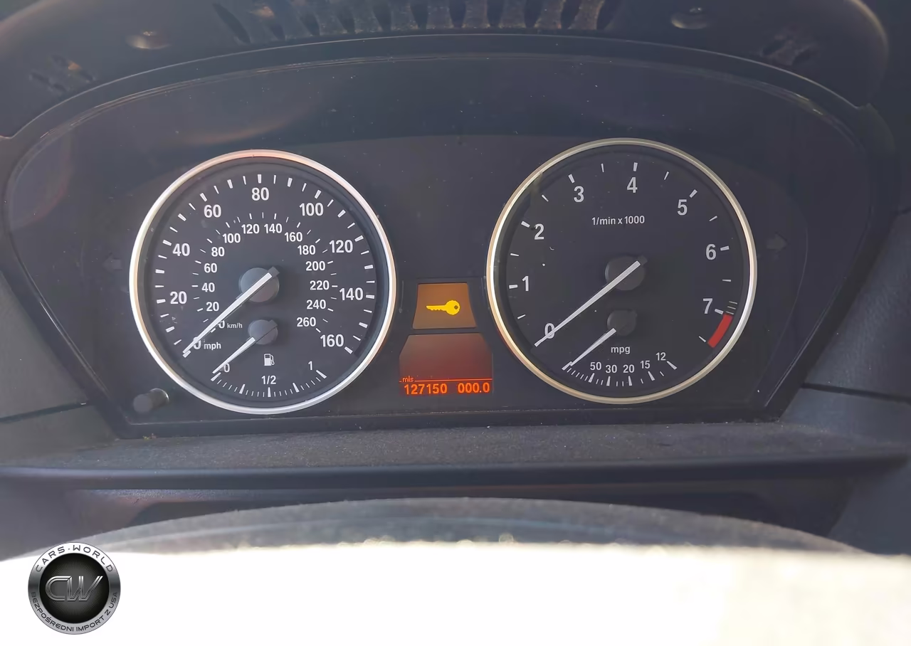 2008 BMW 535Xi VIN:WBANV93508CZ62339 - 7