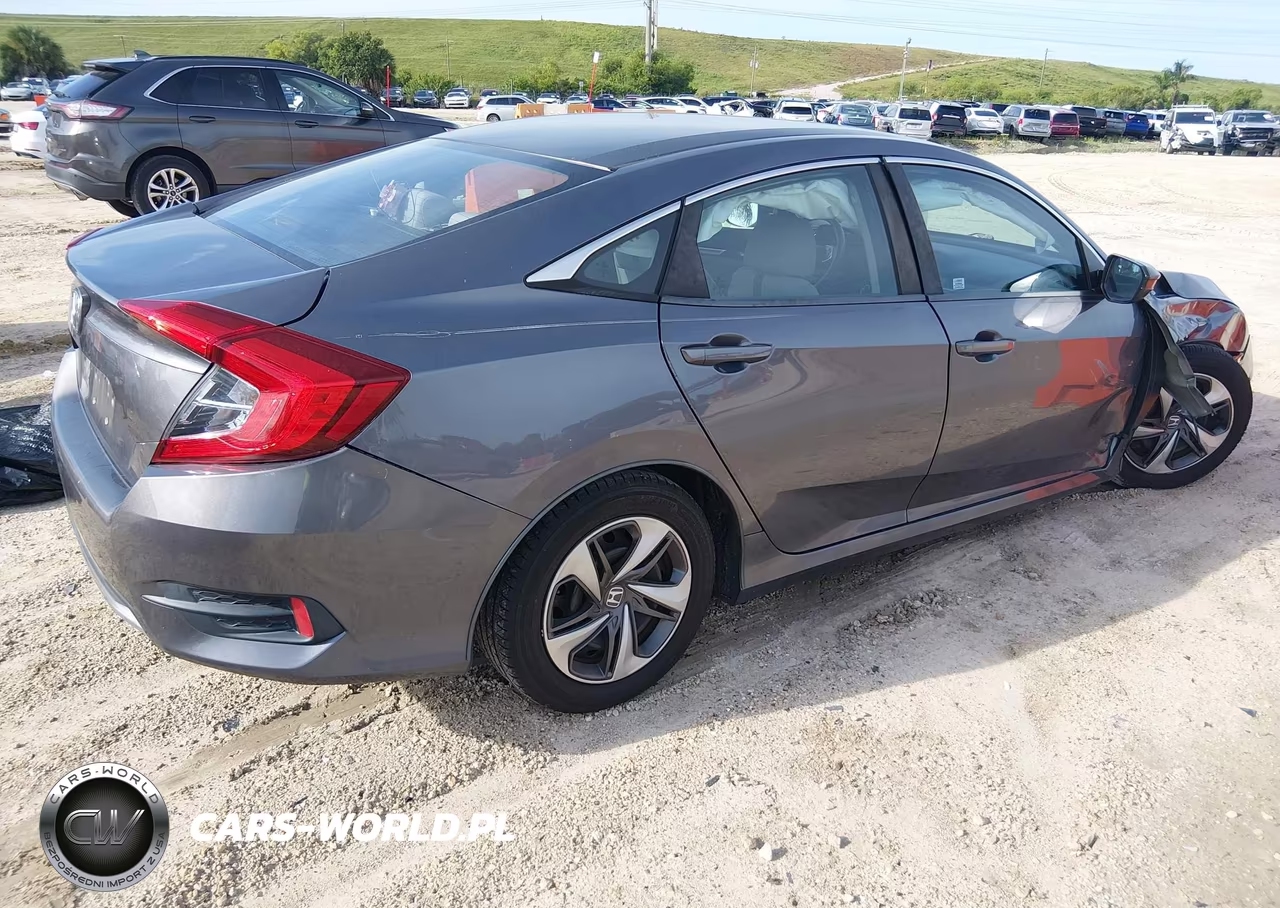 2019 Honda Civic Lx VIN:19XFC2F66KE007425 - 4