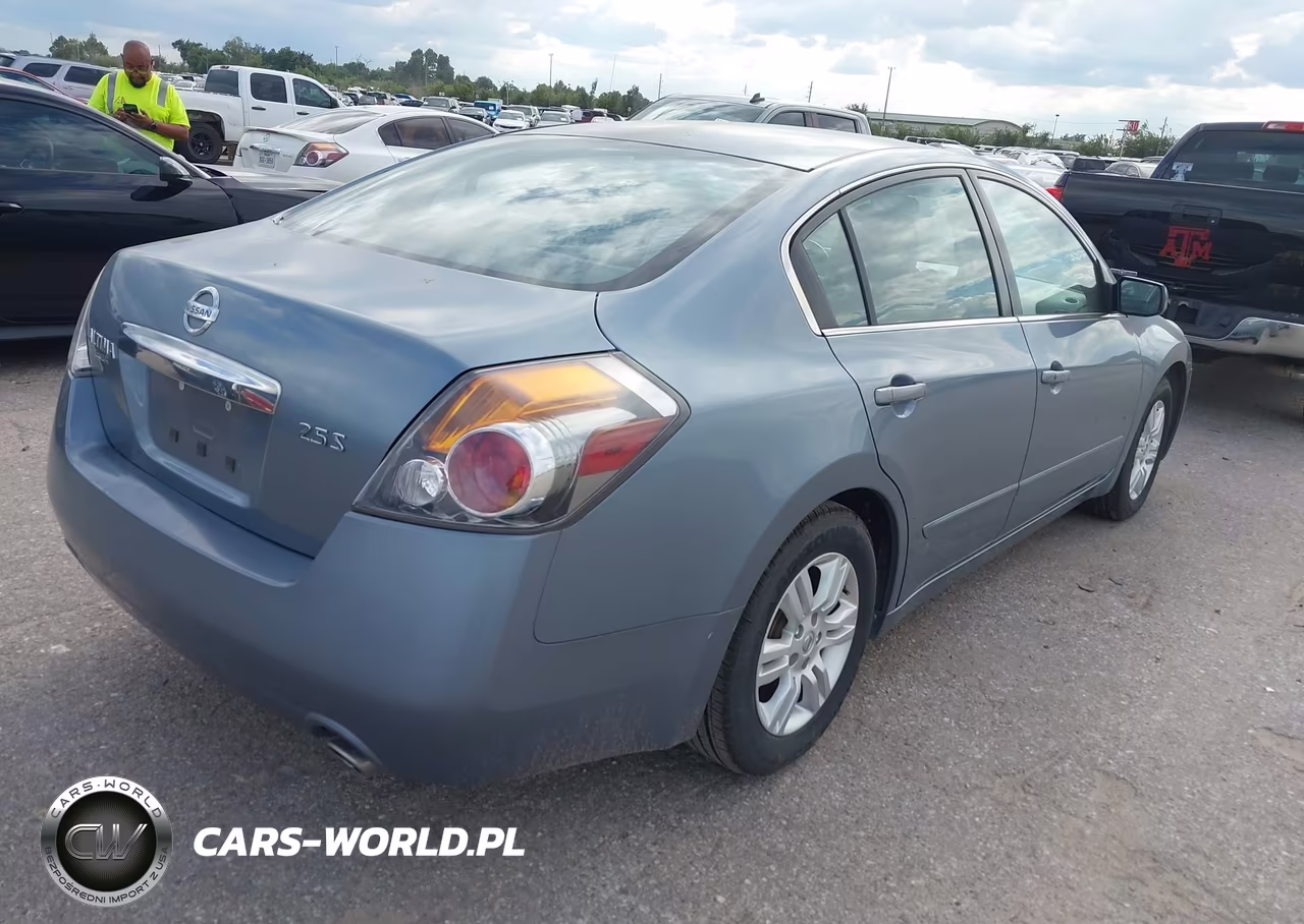 2011 Nissan Altima 2.5 S VIN:1N4AL2AP1BC178753 - 4