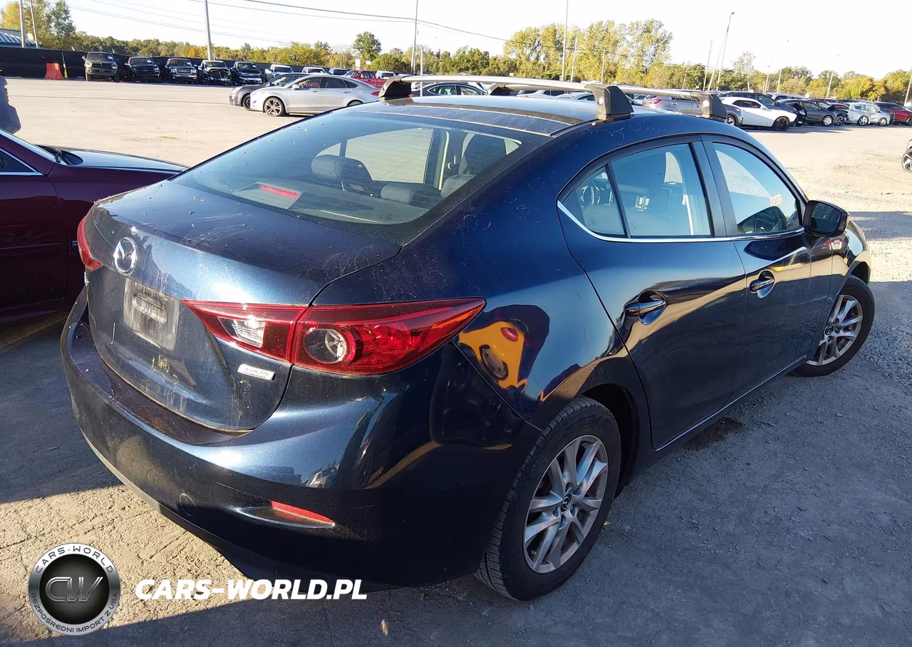 2016 Mazda Mazda3 I Sport VIN:3MZBM1U75GM307887 - 4