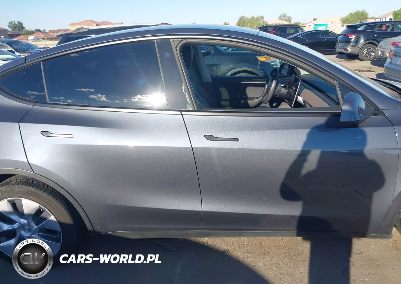 2023 Tesla Model Y Awd-Long Range Dual Motor All-Wheel Drive VIN:7SAYGDEE9PA119168 - 14