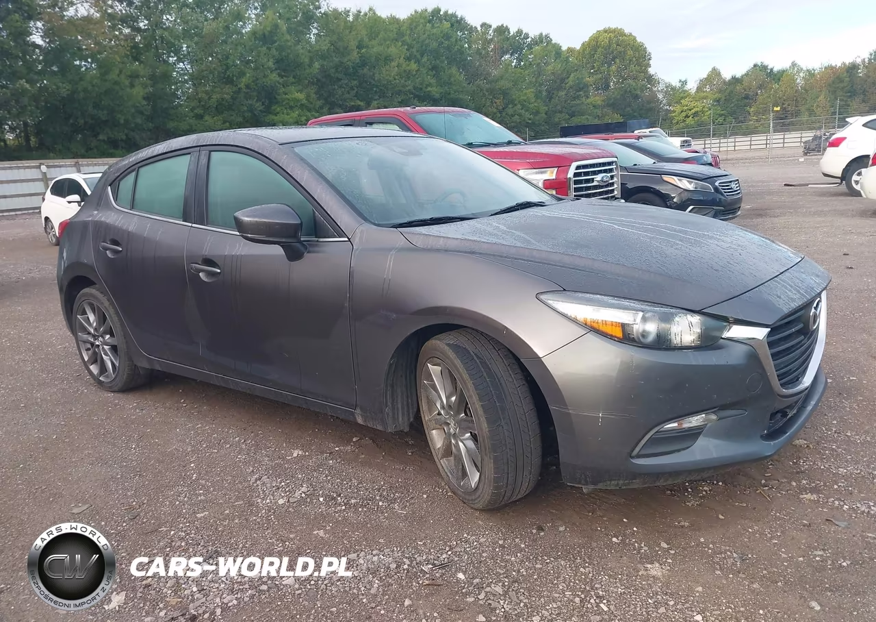 2018 Mazda Mazda3 5-Door Touring – zdjęcie 1 z 16