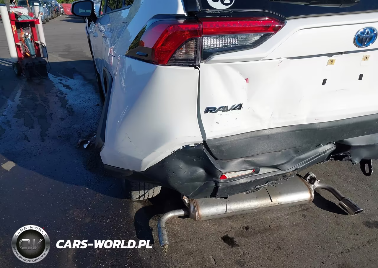 2023 Toyota Rav4 Hybrid Le VIN:JTMMWRFV0PD197570 - 17