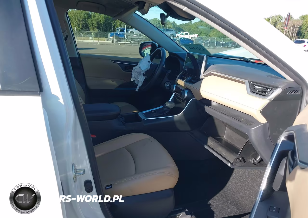 2023 Toyota Rav4 Hybrid Le VIN:JTMMWRFV0PD197570 - 5