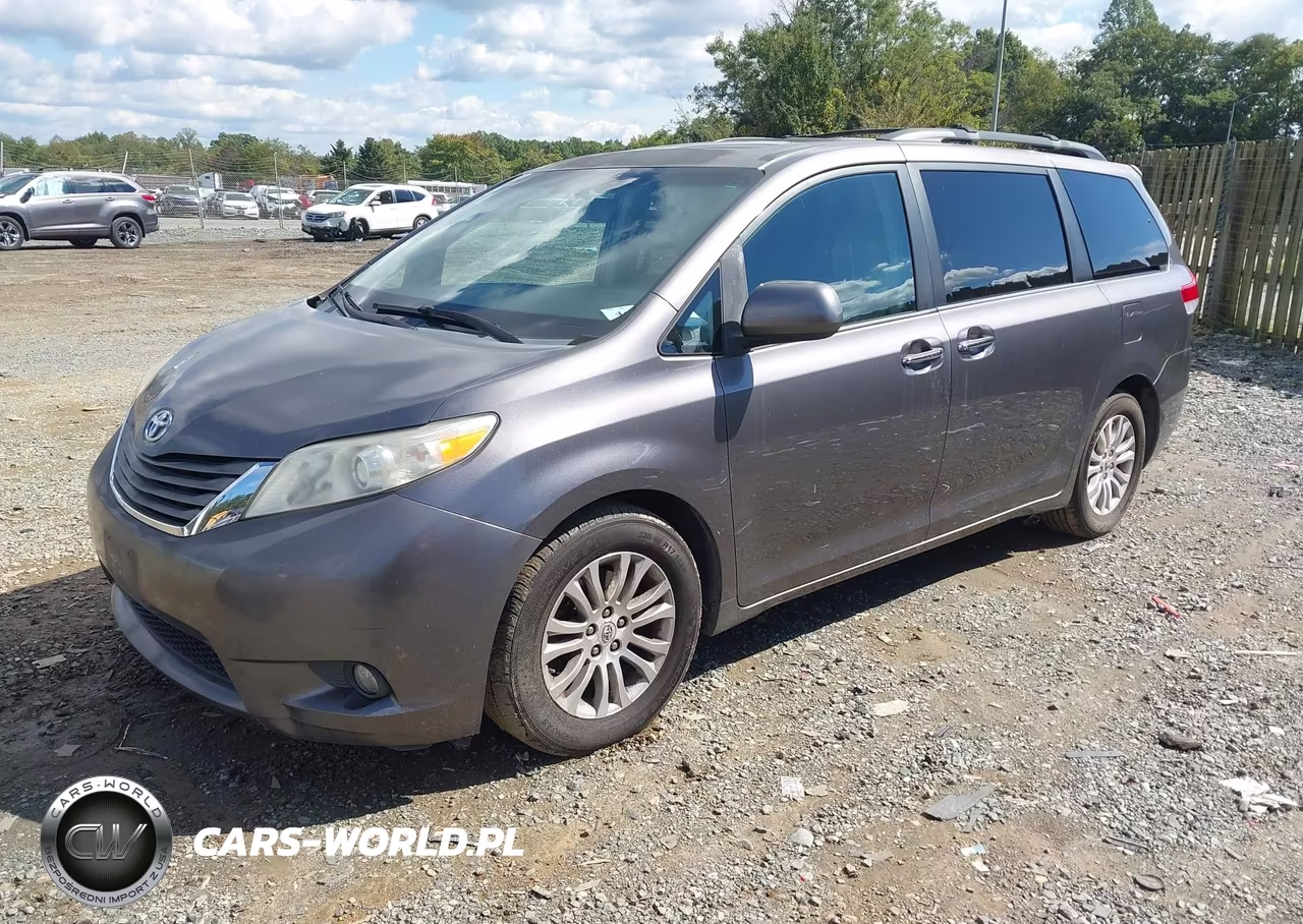 2011 Toyota Sienna Xle V6 VIN:5TDYK3DC9BS012537 - 2