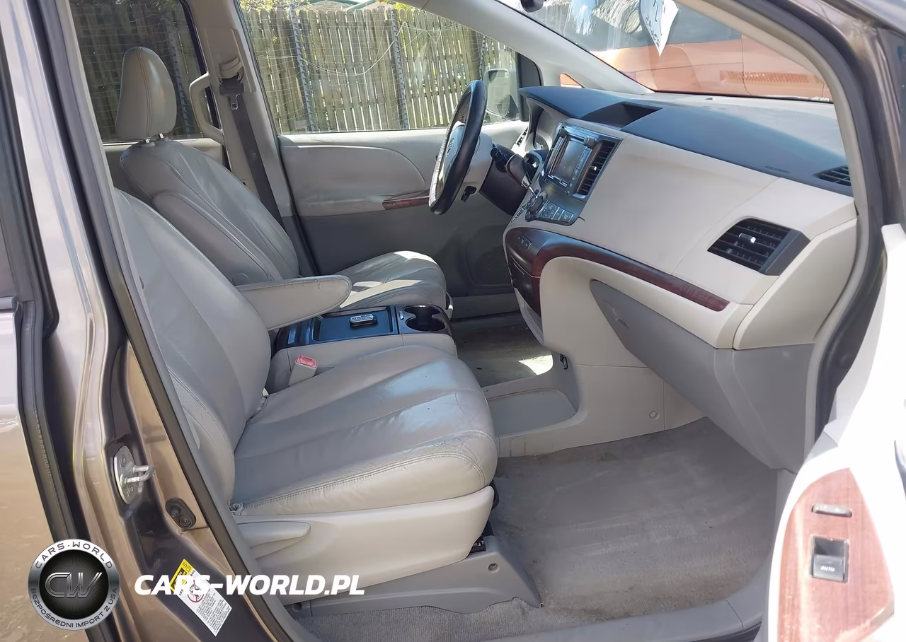 2011 Toyota Sienna Xle V6 VIN:5TDYK3DC9BS012537 - 5