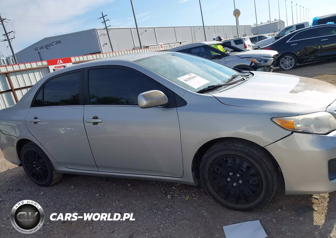 2013 Toyota Corolla Le VIN:2T1BU4EE0DC072479 - 13