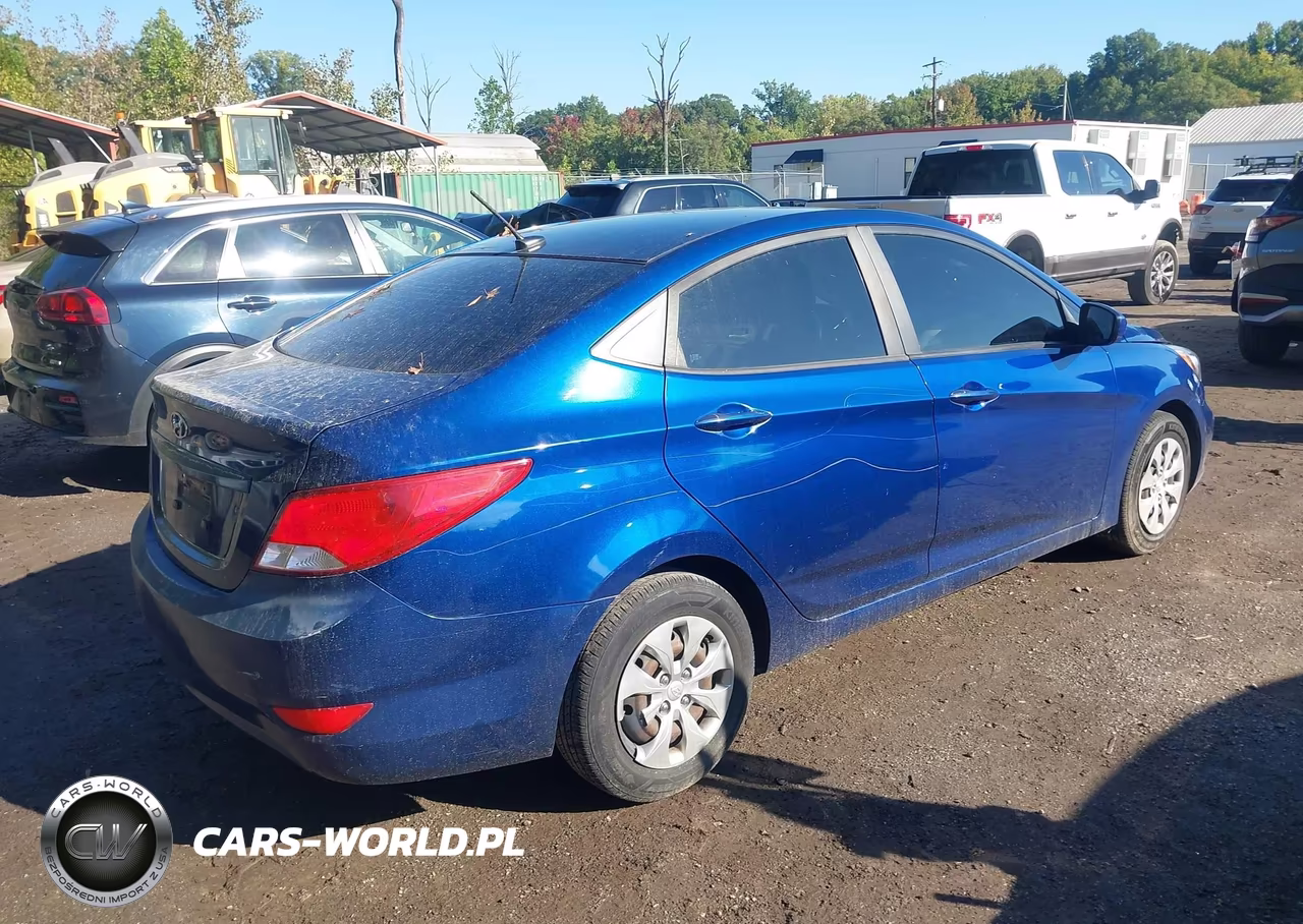 2017 Hyundai Accent Se VIN:KMHCT4AE7HU216059 - 4