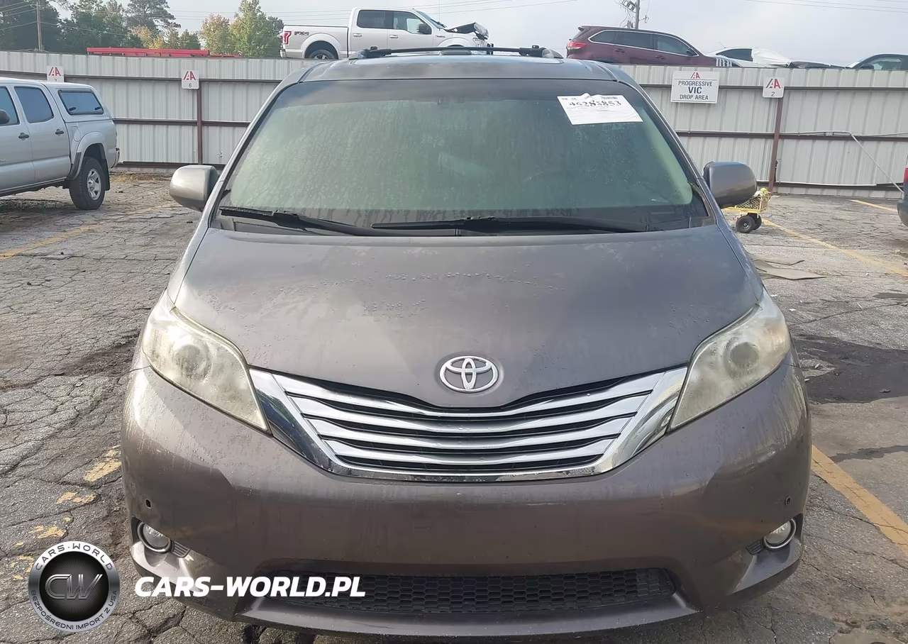 2011 Toyota Sienna Ltd VIN:5TDYK3DC5BS019503 - 11