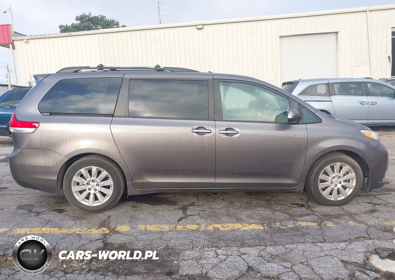 2011 Toyota Sienna Ltd VIN:5TDYK3DC5BS019503 - 12