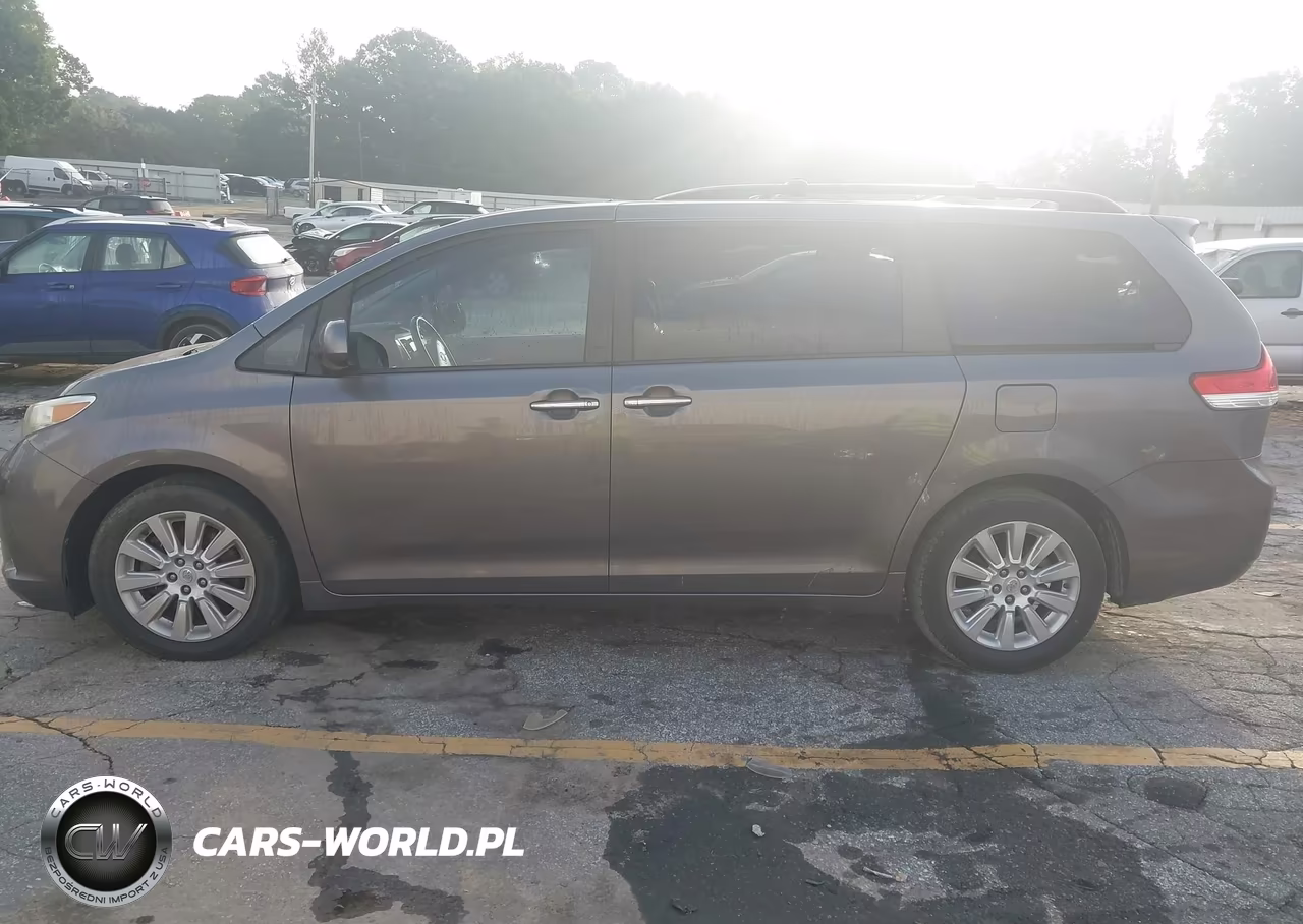 2011 Toyota Sienna Ltd VIN:5TDYK3DC5BS019503 - 13