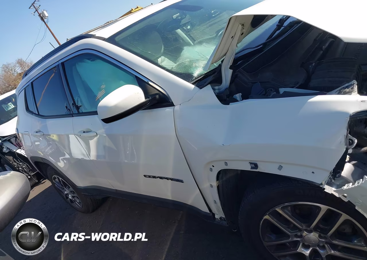 2019 Jeep Compass Sun And Wheel Fwd VIN:3C4NJCBB8KT706271 - 13