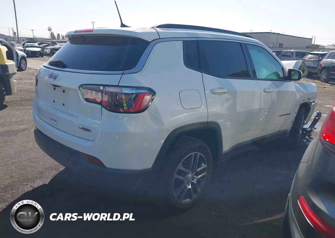 2019 Jeep Compass Sun And Wheel Fwd VIN:3C4NJCBB8KT706271 - 4
