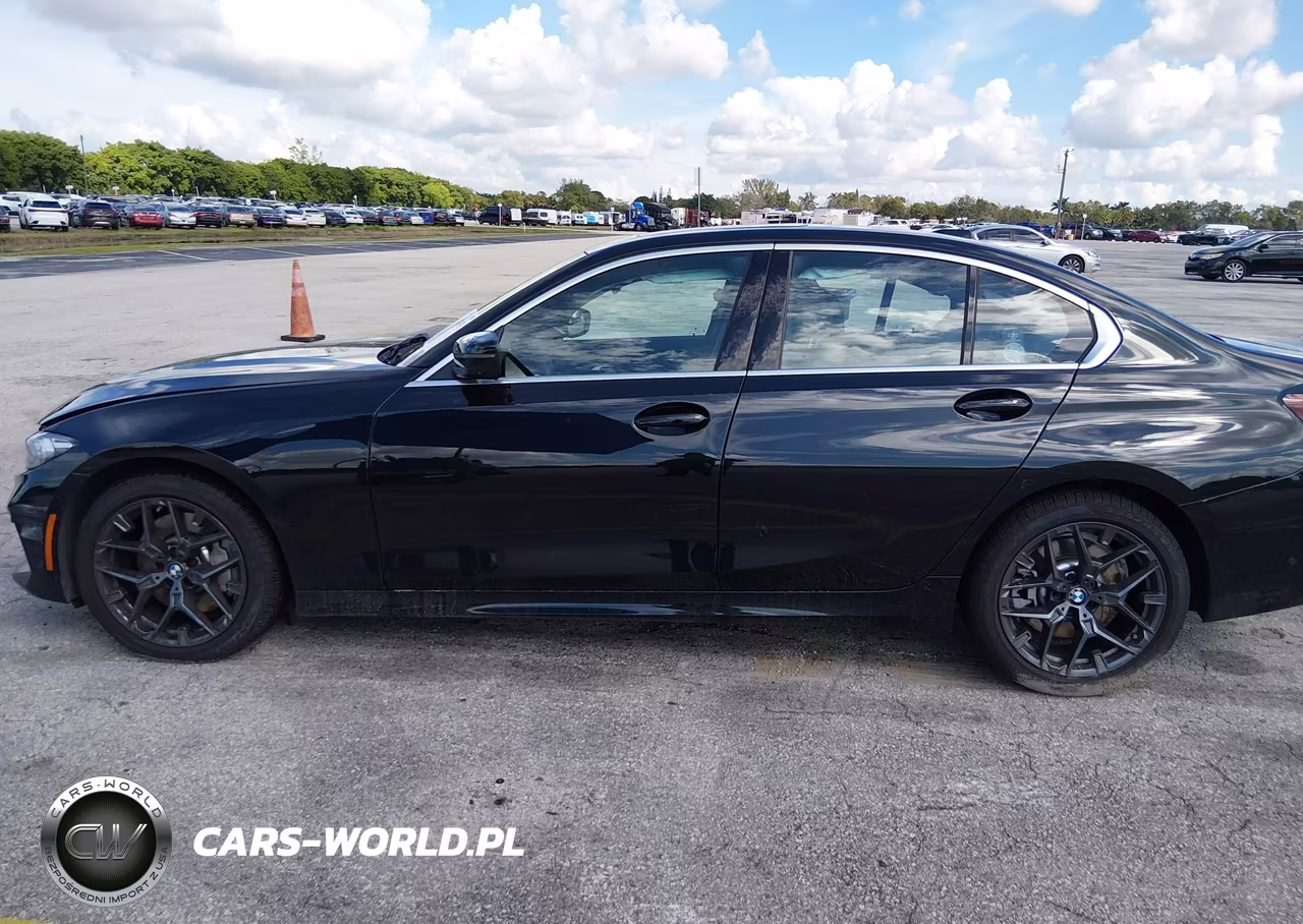 2026 BMW 330I xDrive Na VIN:3MW89CW04T8G50572 - 14