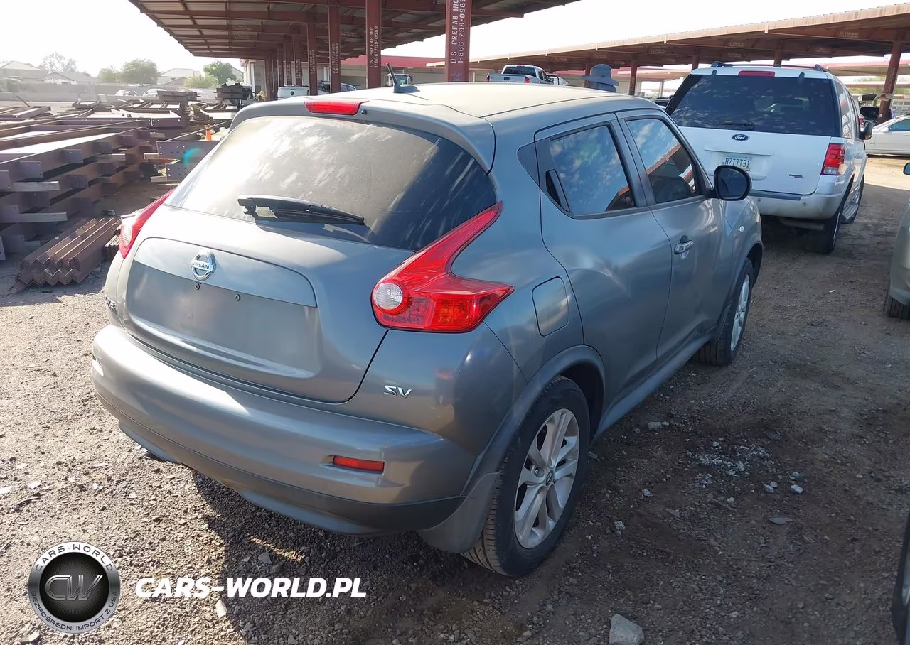 2013 Nissan Juke Sv VIN:JN8AF5MV0DT215876 - 4