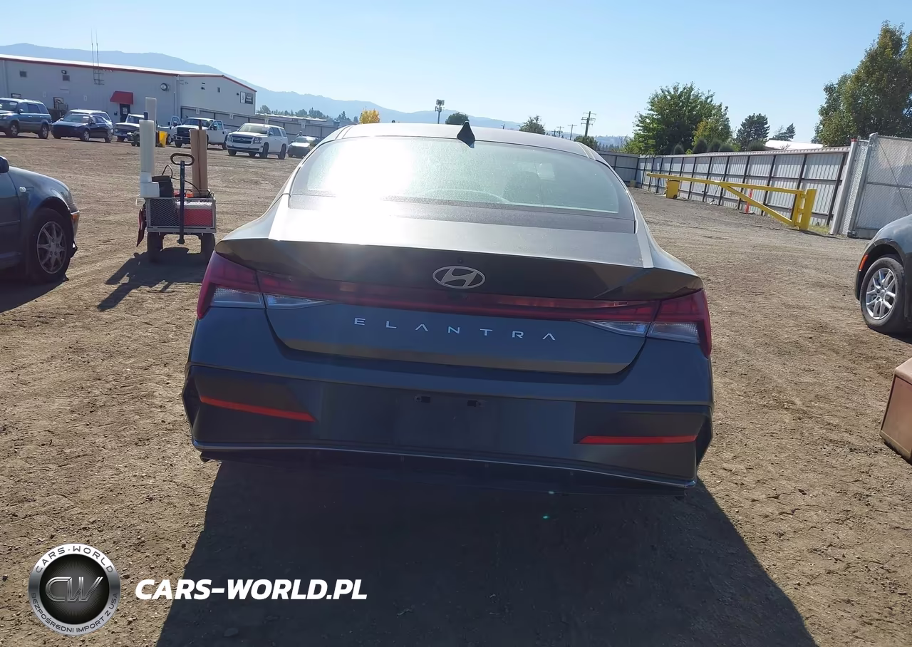 2025 Hyundai Elantra Sel Convenience VIN:KMHLS4DG4SU971547 - 16