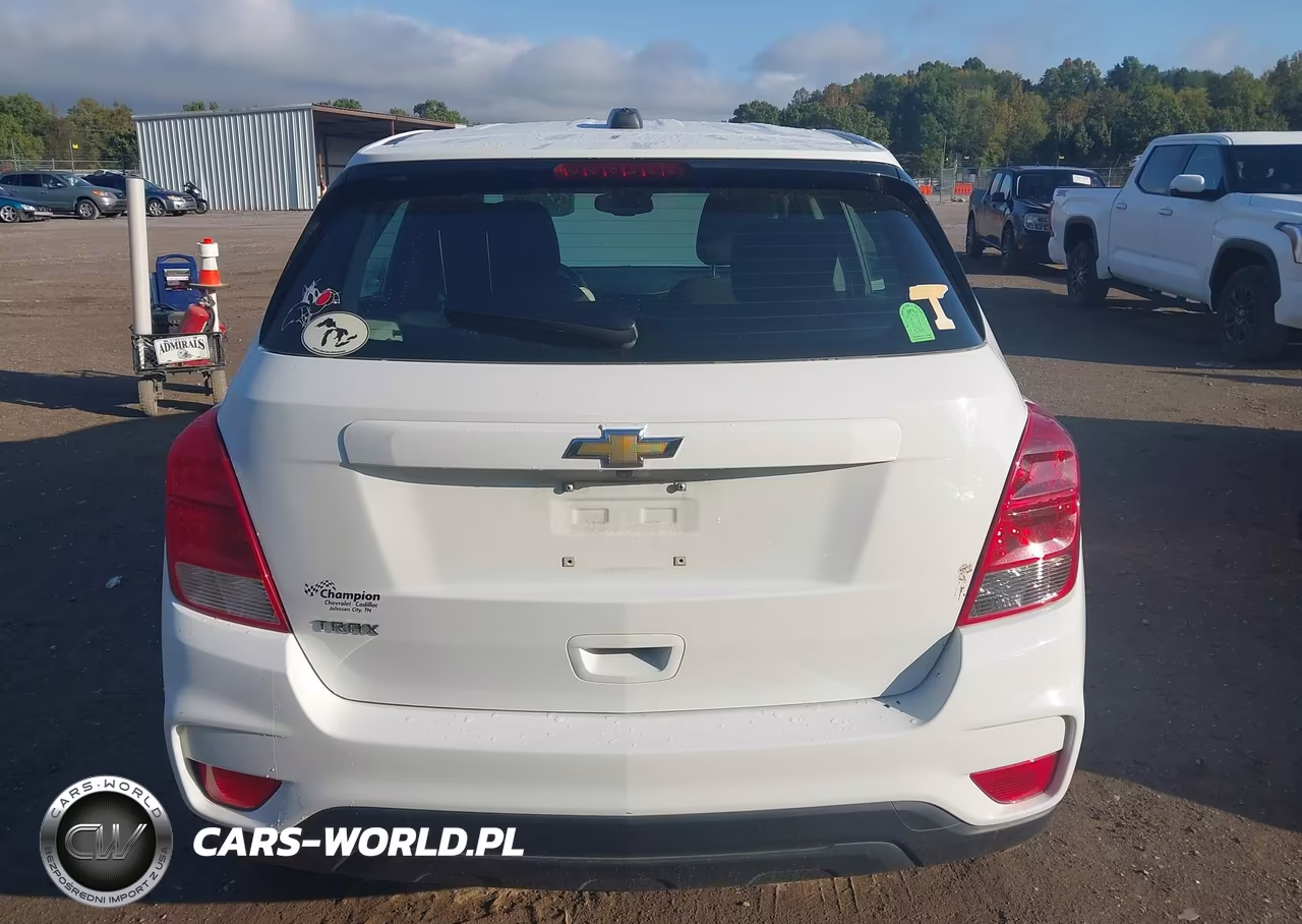 2018 Chevrolet Trax Ls VIN:KL7CJKSB3JB622812 - 16