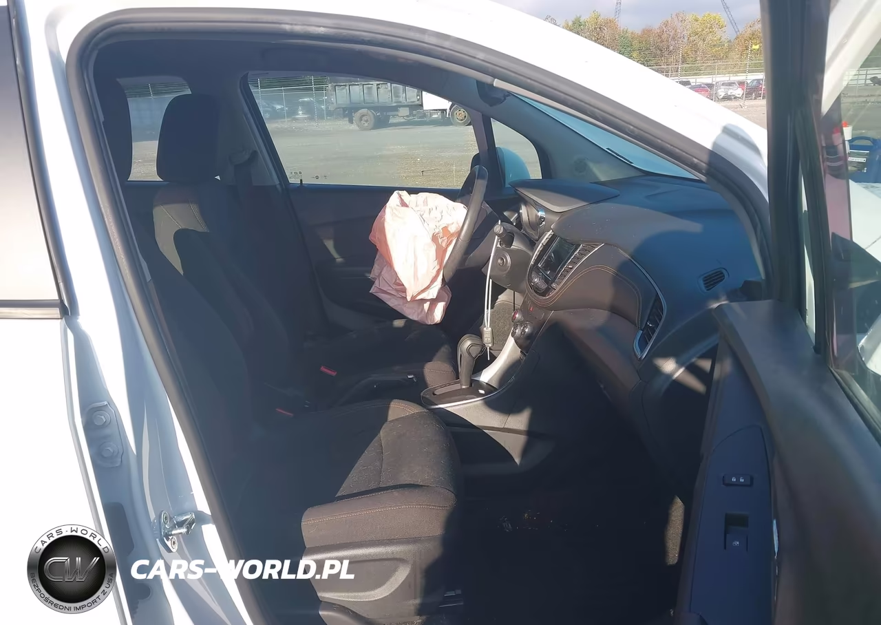 2018 Chevrolet Trax Ls VIN:KL7CJKSB3JB622812 - 5