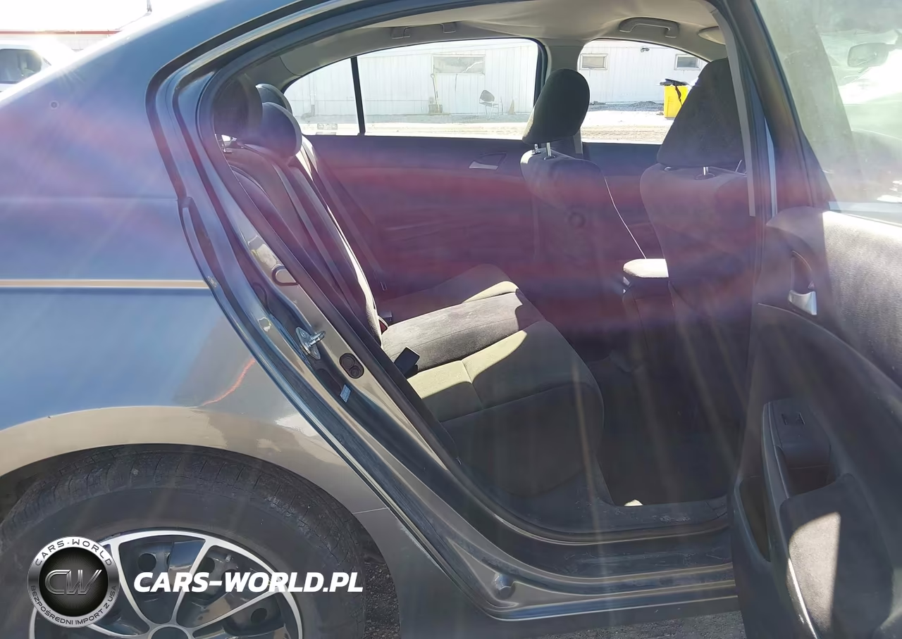 2008 Honda Accord 2.4 Lx VIN:1HGCP26348A115570 - 8
