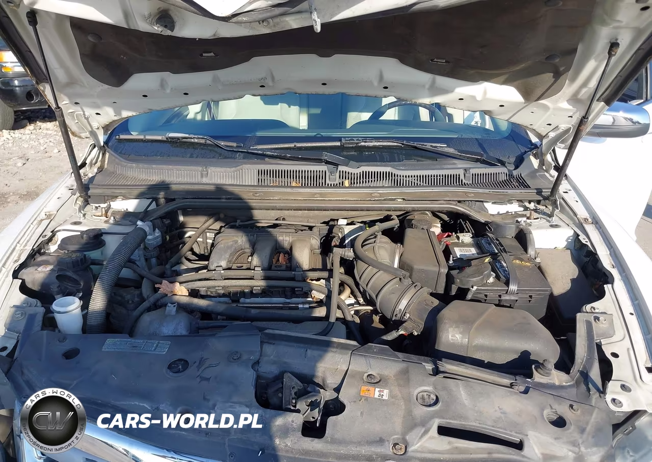 2010 Ford Taurus Limited VIN:1FAHP2FW9AG164951 - 10