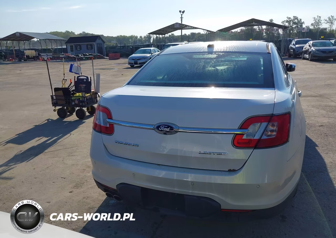 2010 Ford Taurus Limited VIN:1FAHP2FW9AG164951 - 16