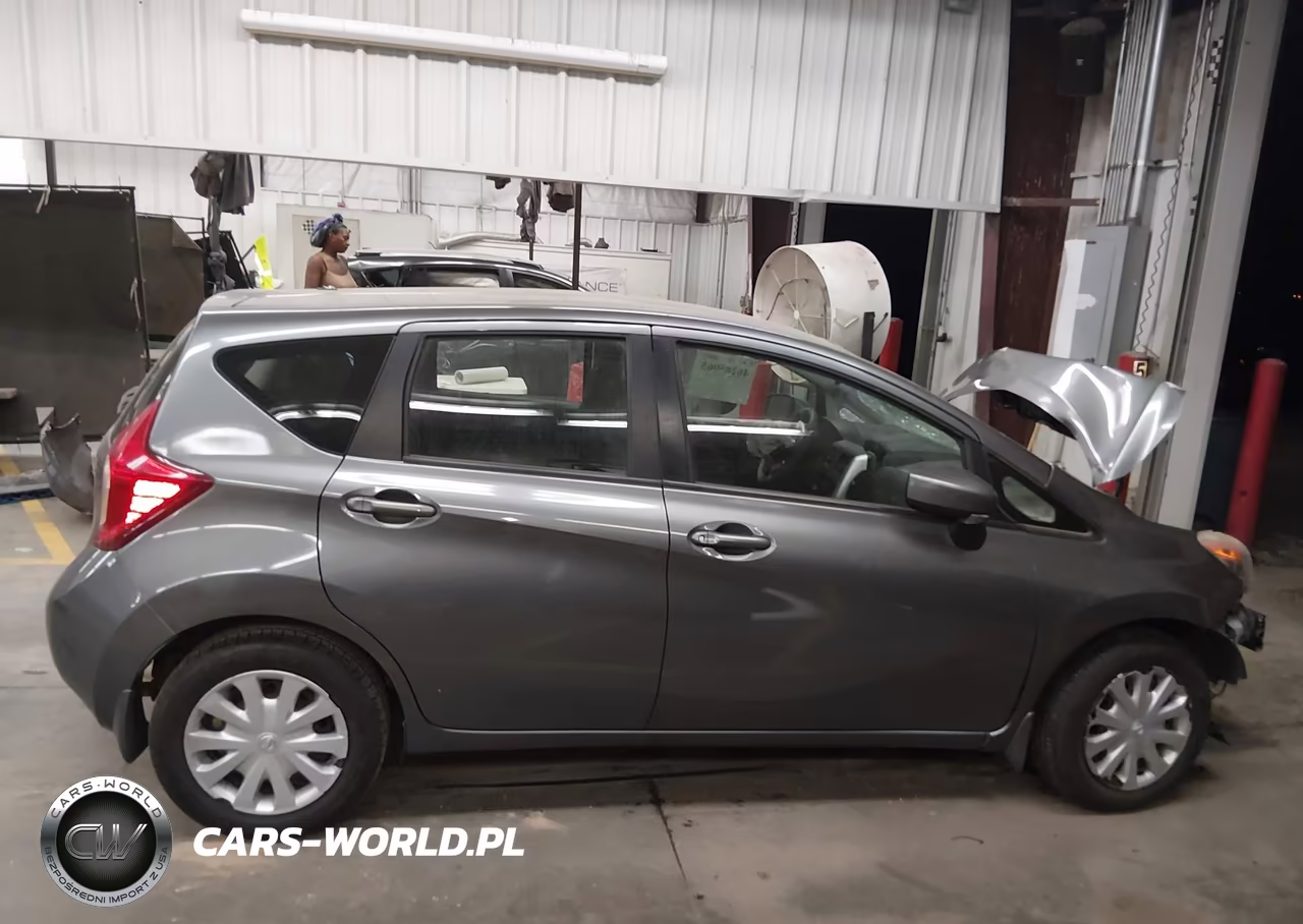 2016 Nissan Versa Note S Plus VIN:3N1CE2CP9GL388574 - 12