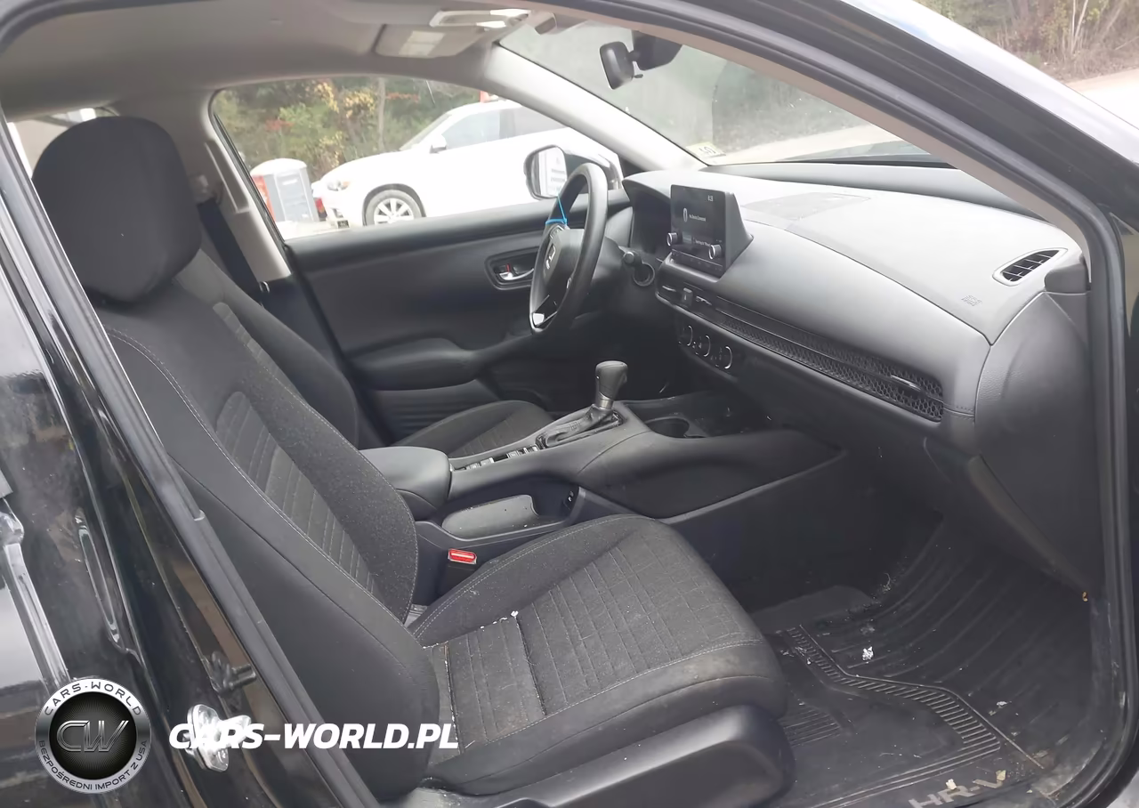 2025 Honda Hr-V Awd Lx VIN:3CZRZ2H37SM705198 - 5