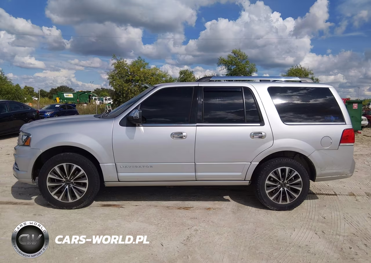 2015 Lincoln Navigator VIN:5LMJJ2JT0FEJ15045 - 14