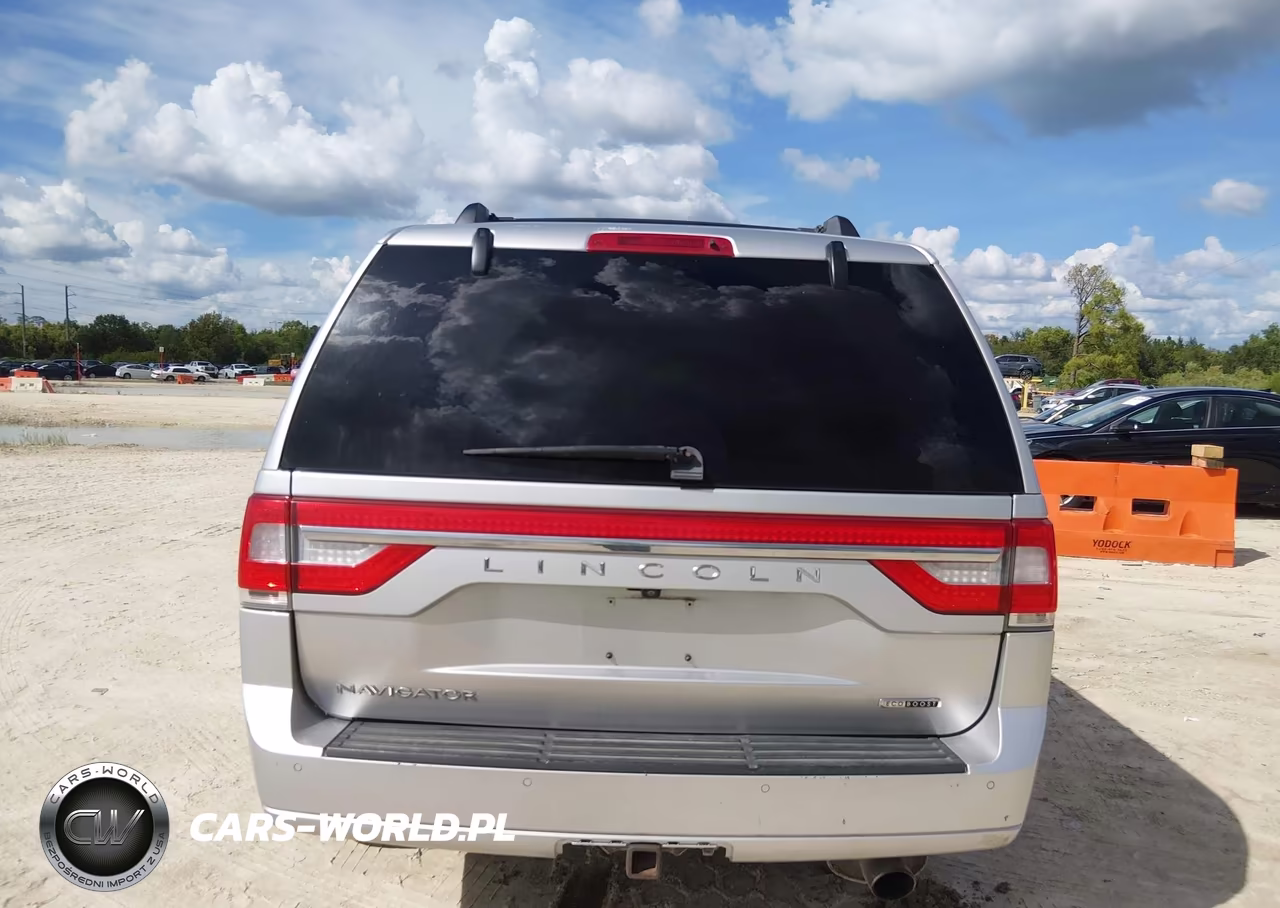 2015 Lincoln Navigator VIN:5LMJJ2JT0FEJ15045 - 16