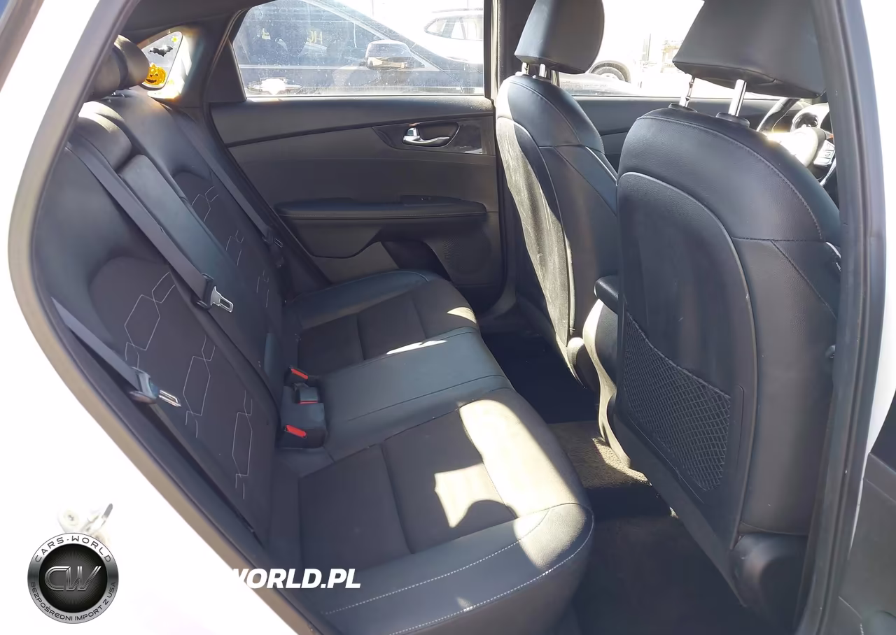 2020 Kia Forte Gt-Line VIN:3KPF34AD2LE163383 - 8