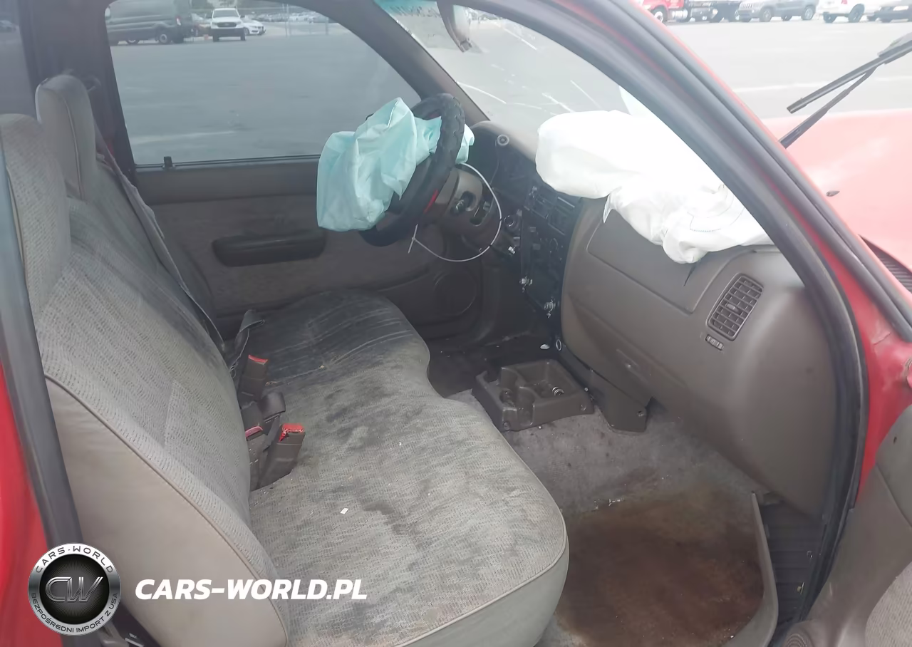1999 Toyota Tacoma VIN:4TANL42NXXZ478201 - 5