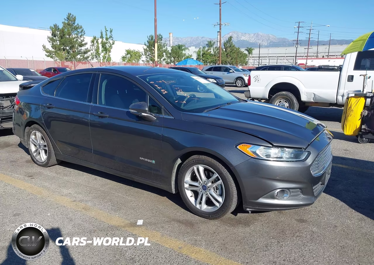 2016 Ford Fusion Hybrid Se