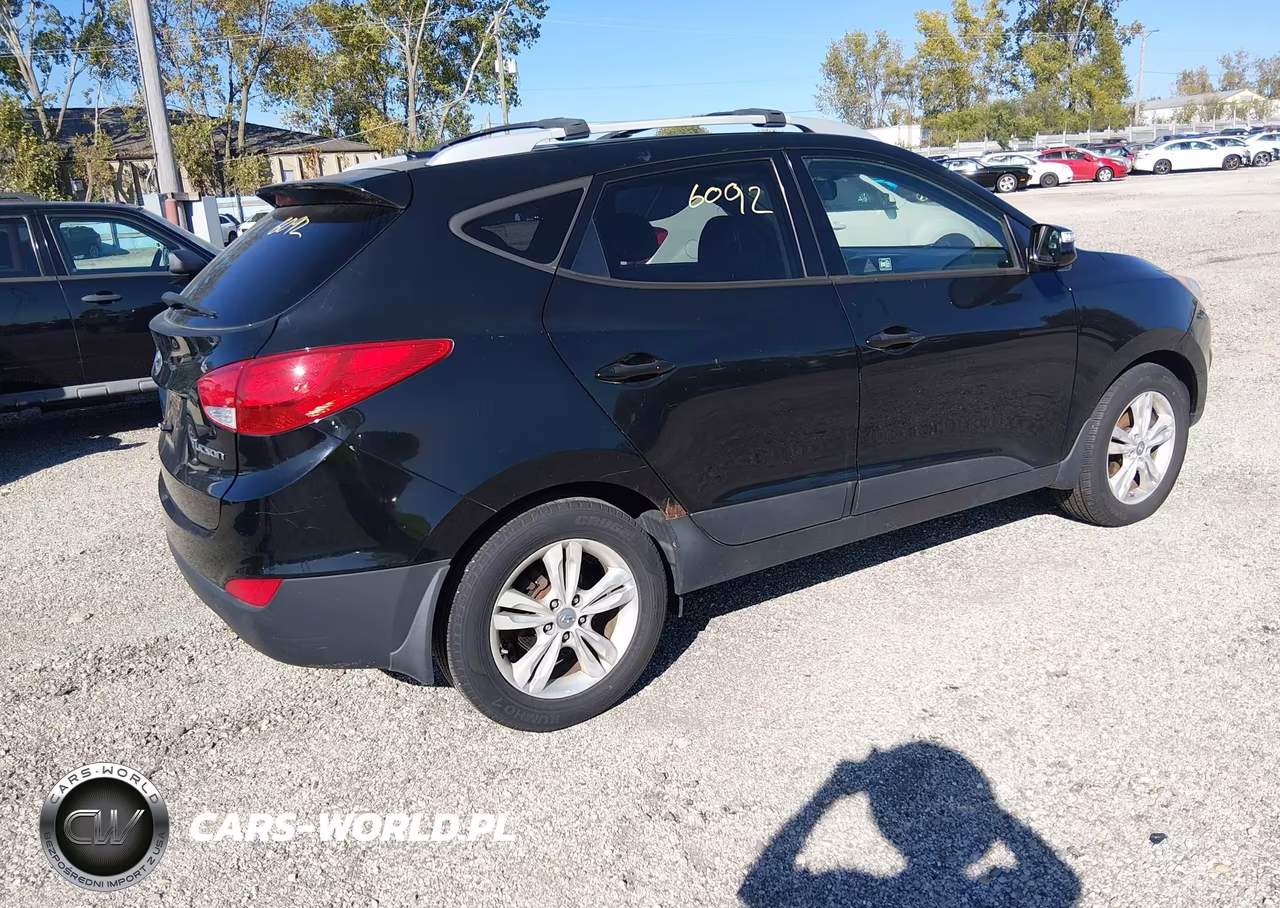 2012 Hyundai Tucson Gls VIN:KM8JU3AC7CU344680 - 4
