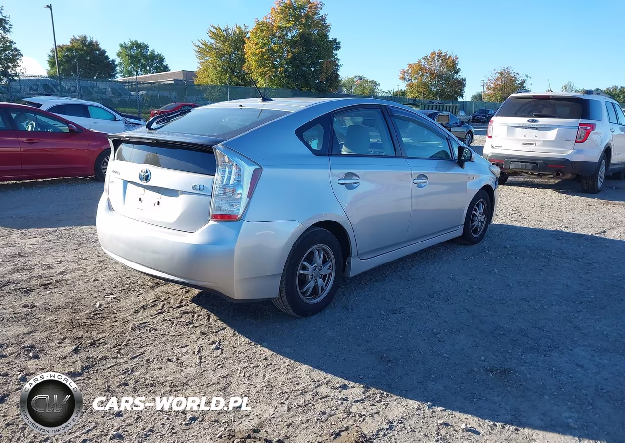 2010 Toyota Prius Iii VIN:JTDKN3DU9A0101984 - 4