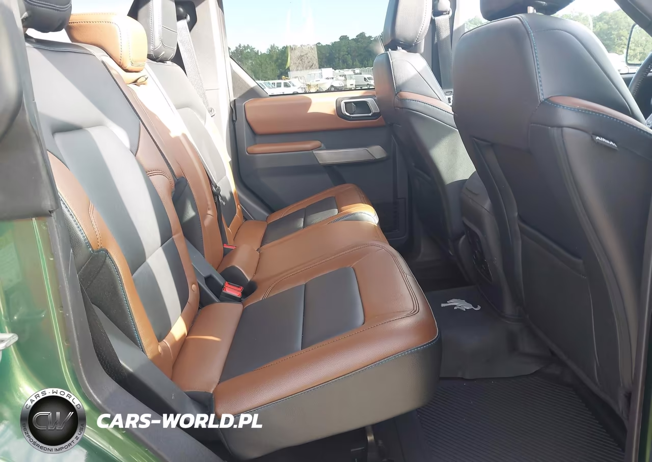 2023 Ford Bronco Outer Banks VIN:1FMDE5DH6PLB55365 - 8