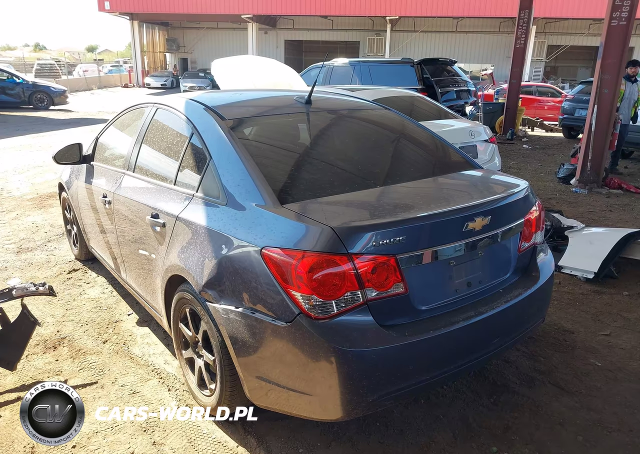 2013 Chevrolet Cruze Ls Auto VIN:1G1PA5SG2D7292033 - 3