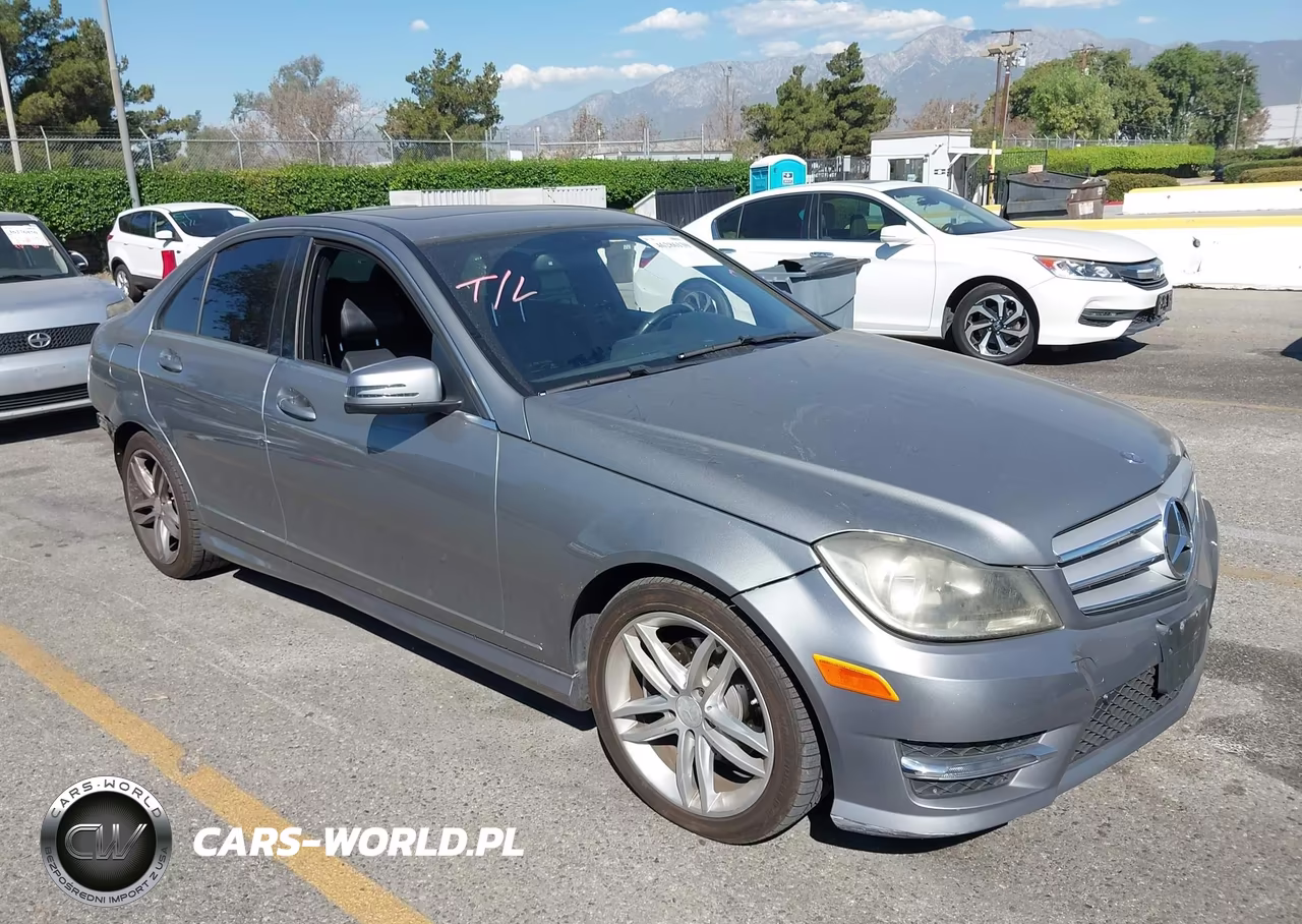 2013 Mercedes-Benz C 250 Sport