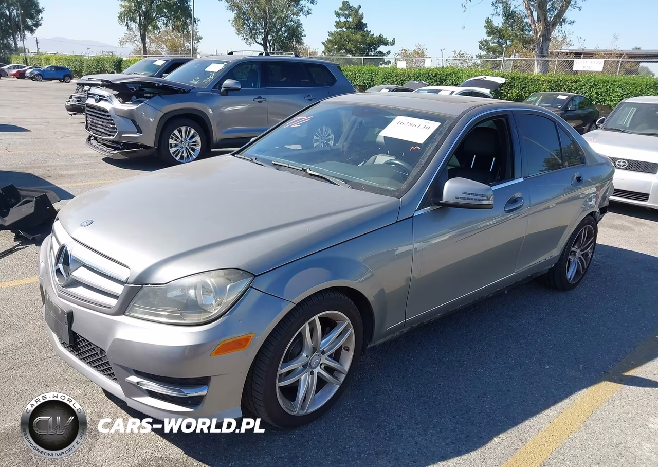 2013 Mercedes-Benz C 250 Sport VIN:WDDGF4HBXDR296789 - 2