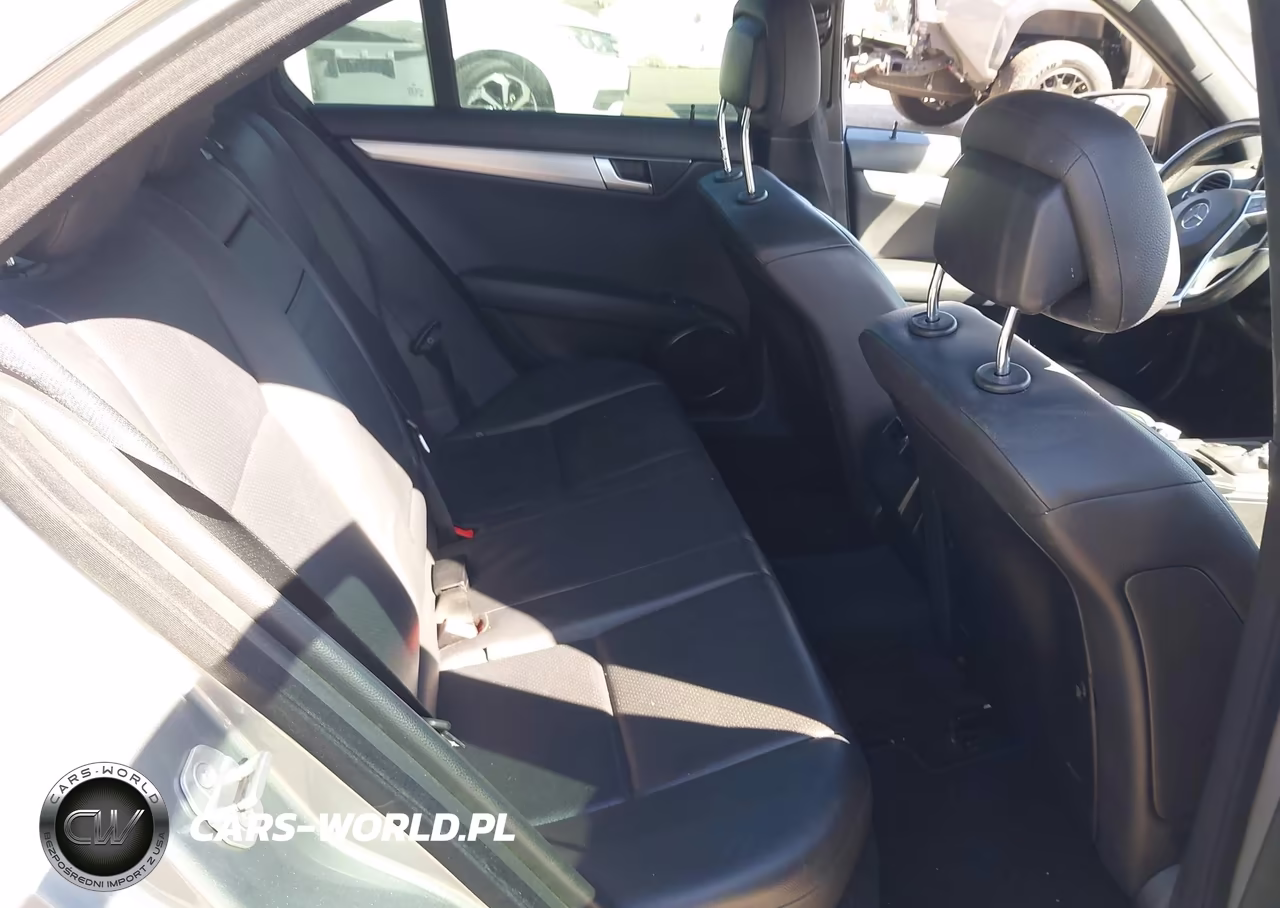 2013 Mercedes-Benz C 250 Sport VIN:WDDGF4HBXDR296789 - 8