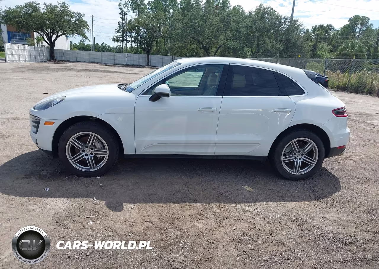 2015 Porsche Macan S VIN:WP1AB2A58FLB57804 - 14