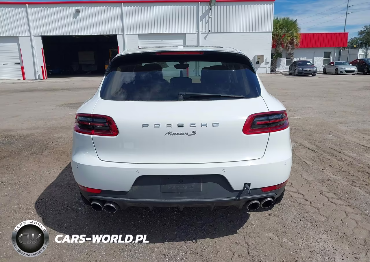 2015 Porsche Macan S VIN:WP1AB2A58FLB57804 - 16