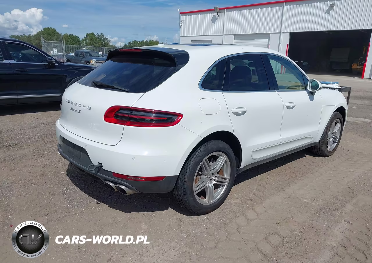 2015 Porsche Macan S VIN:WP1AB2A58FLB57804 - 4