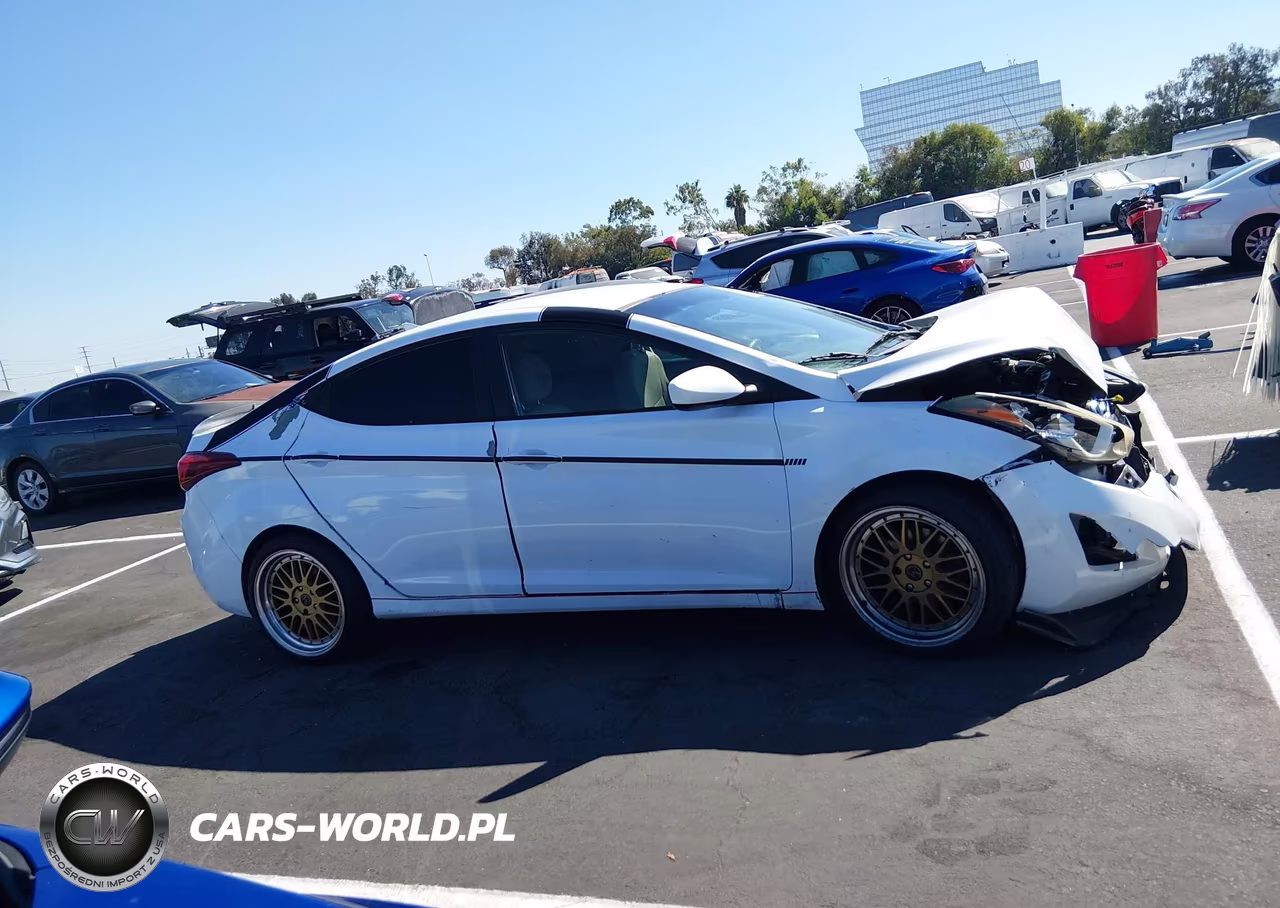 2015 Hyundai Elantra Se VIN:5NPDH4AE0FH563816 - 13