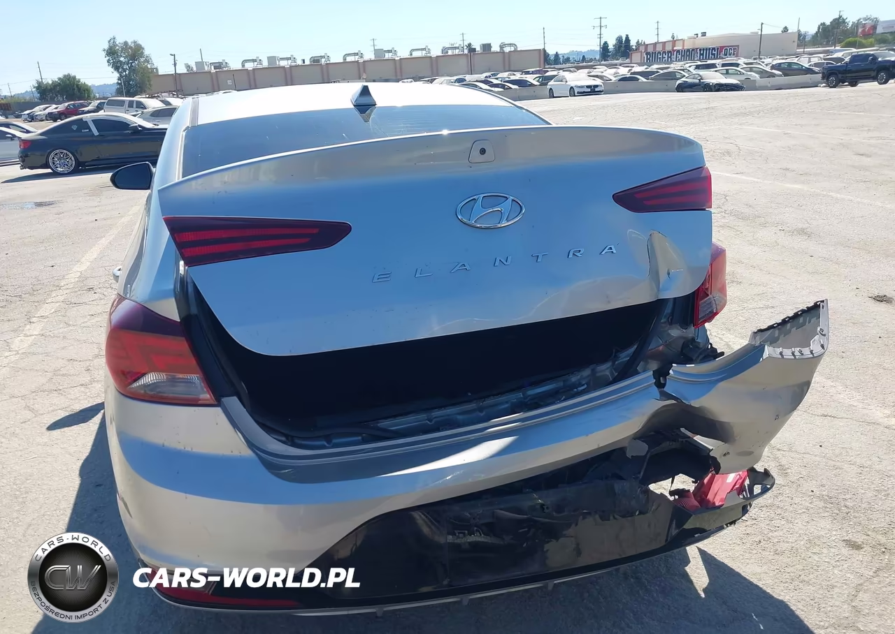 2020 Hyundai Elantra Value Edition VIN:5NPD84LF1LH630358 - 16