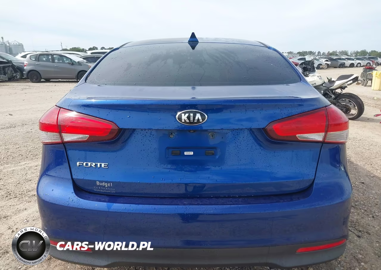 2018 Kia Forte Lx VIN:3KPFL4A71JE273526 - 16