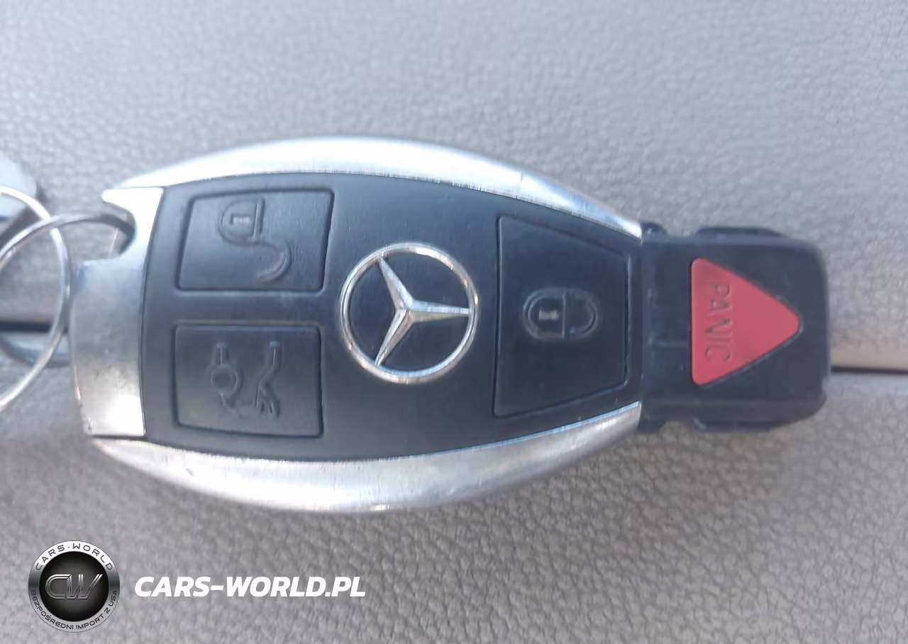 2010 Mercedes-Benz E 350 VIN:WDDHF5GB0AA075093 - 11