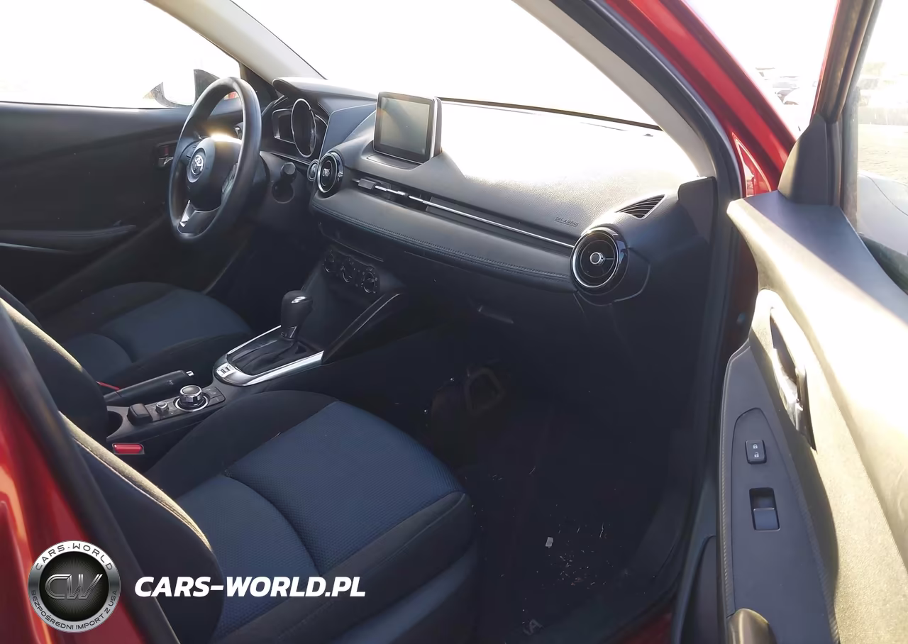 2017 Toyota Yaris Ia VIN:3MYDLBYVXHY166971 - 5