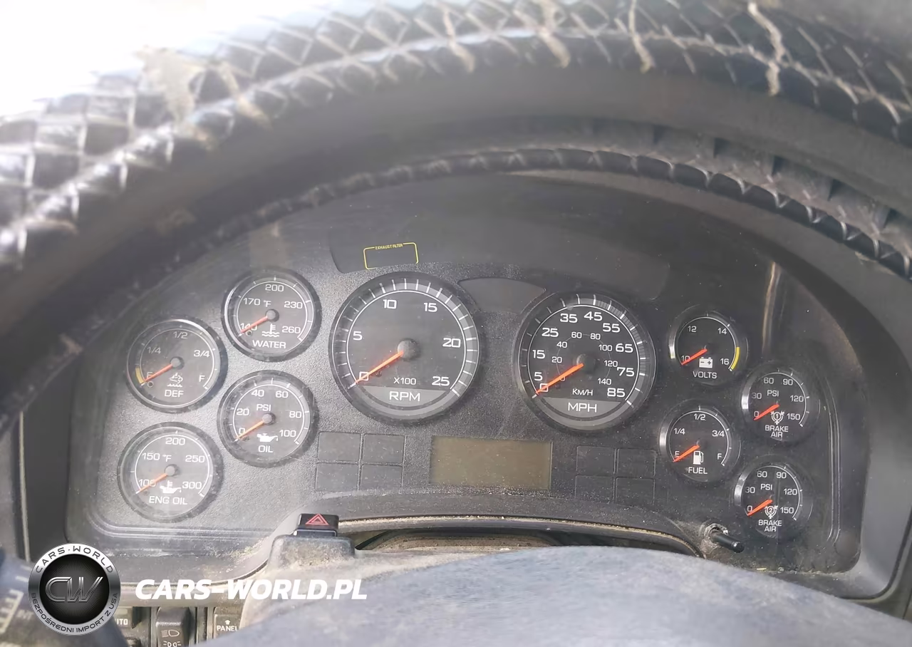 2017 International Prostar+ VIN:3HSDJAPR6HN429856 - 5