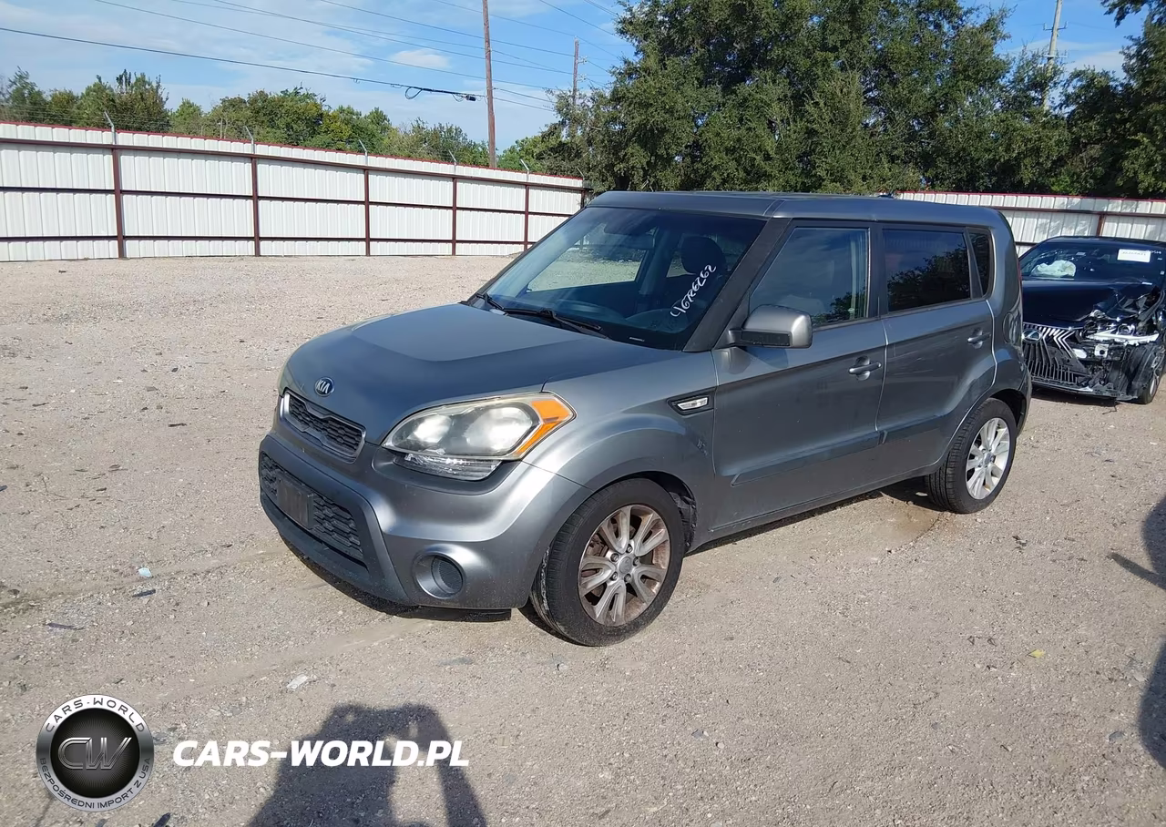 2013 Kia Soul VIN:KNDJT2A51D7550774 - 2